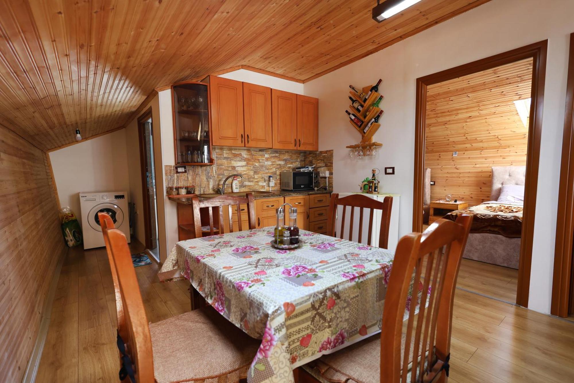 فيلا Samuela Cozy Retreat بيرات المظهر الخارجي الصورة