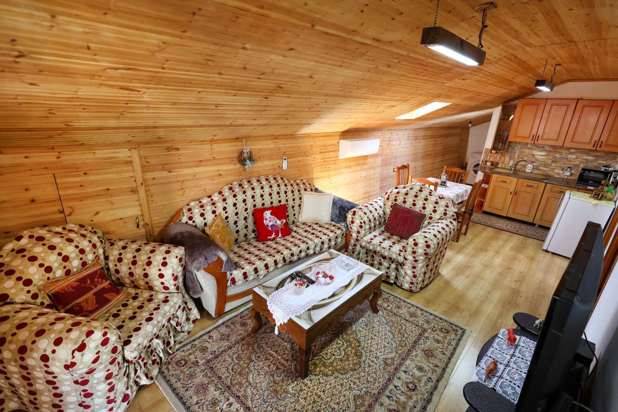 فيلا Samuela Cozy Retreat بيرات المظهر الخارجي الصورة